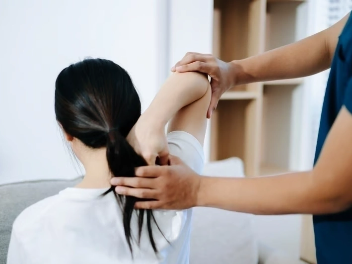 Chiropractic Adjustment Therapy in McDonough, GA