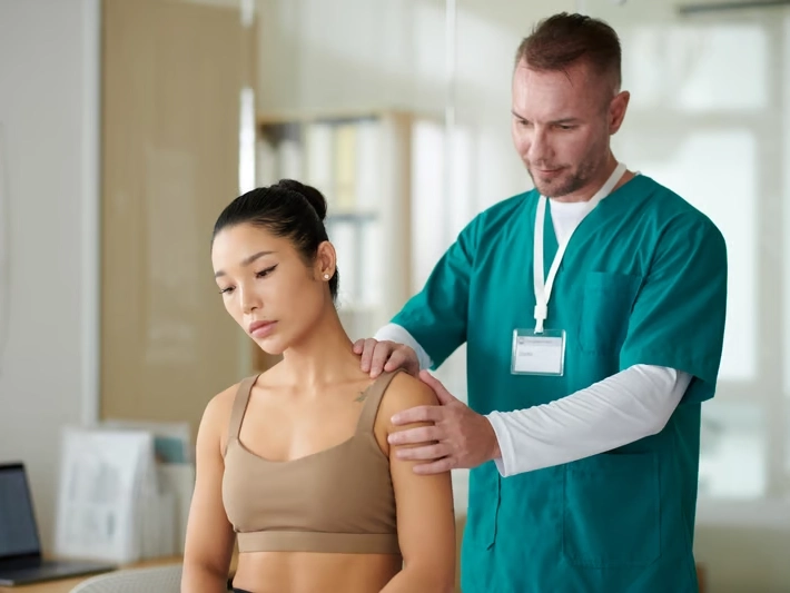 Professional Chiropractic Consultation and Diagnosis services by Arrowhead Clinic in McDonough, GA — licensed Chiropractor provider