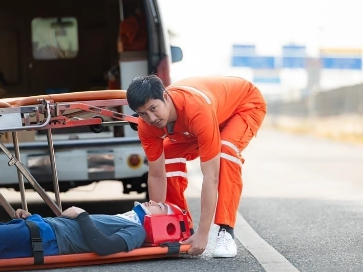 Professional Car Accident Injury Rehabilitation services by Arrowhead Clinic in McDonough, GA — licensed Chiropractor provider