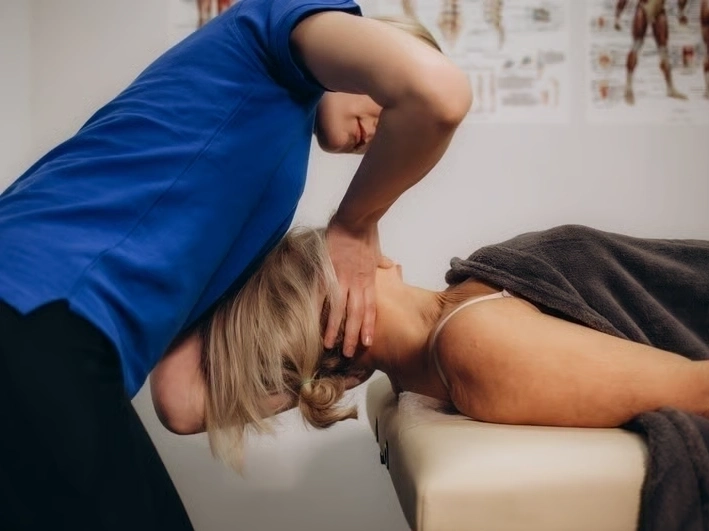 Professional Tension Headaches Treatment services by Arrowhead Clinic in McDonough, GA — licensed Chiropractor provider
