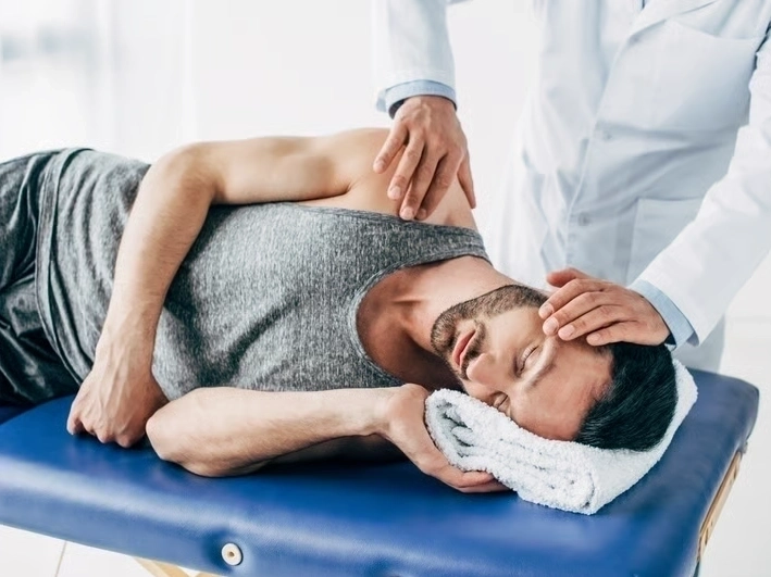 Professional Truck Accident Injury Care services by Arrowhead Clinic in McDonough, GA — licensed Chiropractor provider